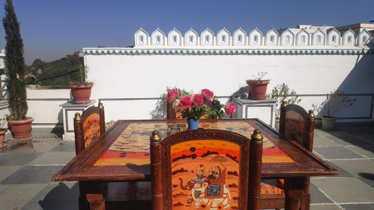 Chittorgarh Fort Haveli Bed & Breakfast Exterior photo